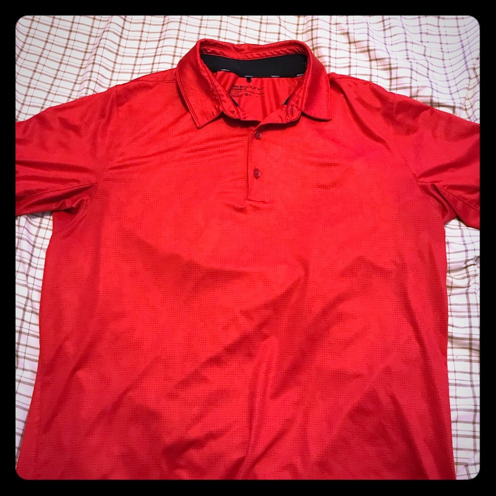 Men’s Nike golf shirt